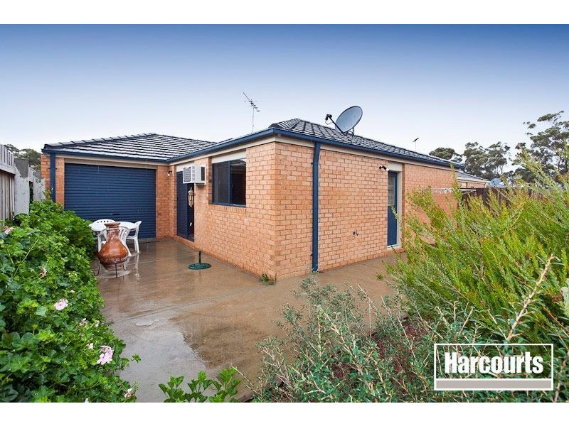 20 Wakenshaw Crescent, Pakenham VIC 3810