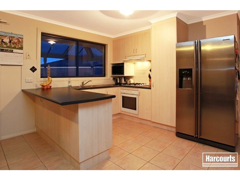 80 Sandalwood Drive, Pakenham VIC 3810