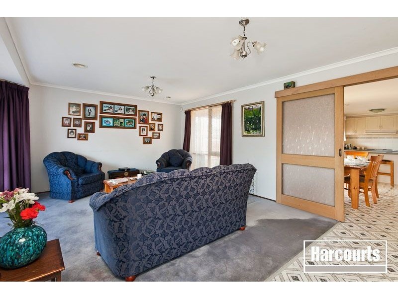 5 McNamara Court, Pakenham VIC 3810