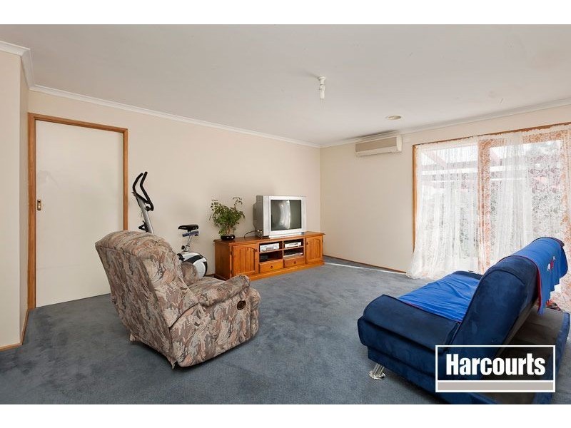 5 McNamara Court, Pakenham VIC 3810