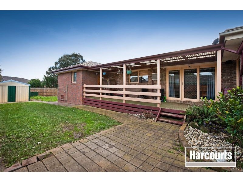 5 McNamara Court, Pakenham VIC 3810