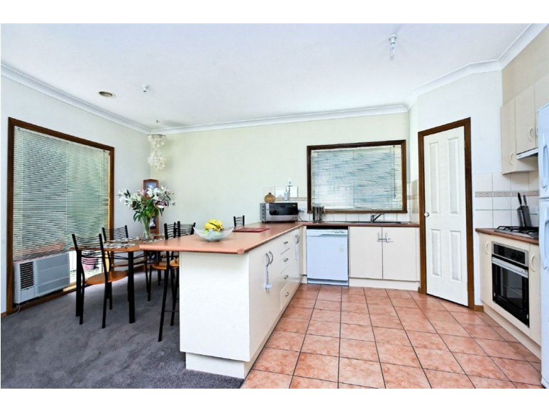20 Hartland Circuit, Pakenham VIC 3810