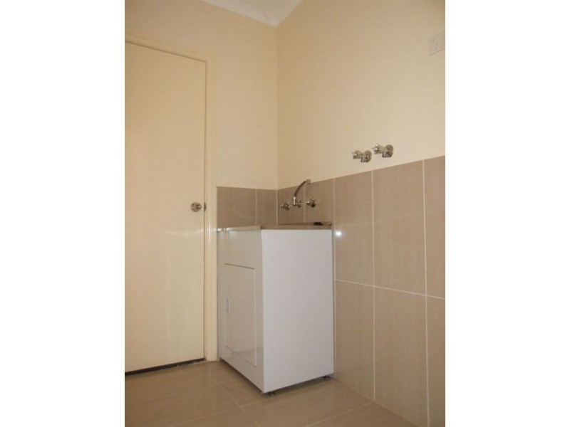 2/30 Grand Central Boulevard, Pakenham VIC 3810