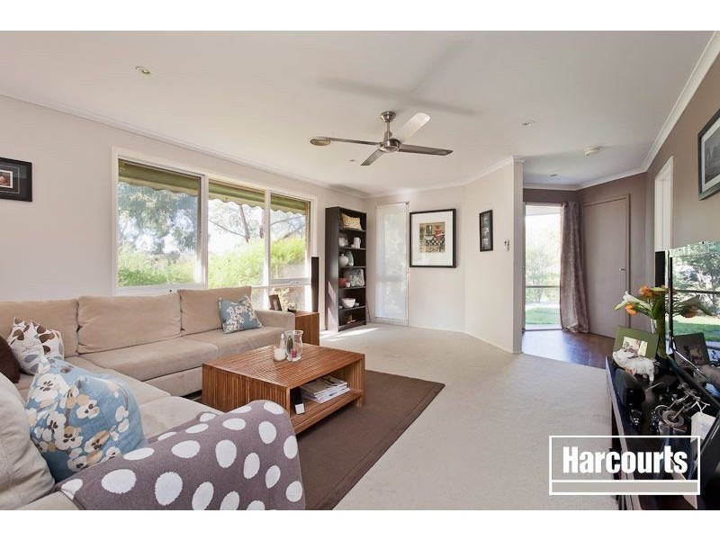 2 Funston Court, Pakenham VIC 3810