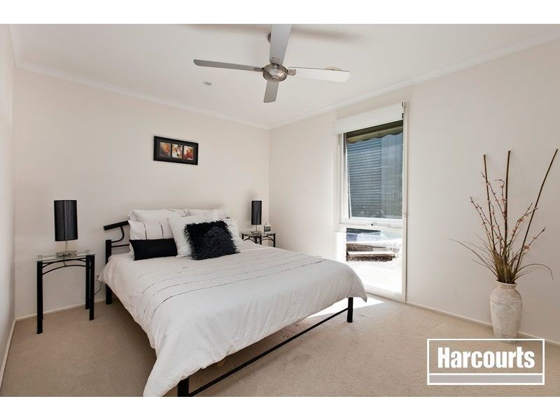 2 Funston Court, Pakenham VIC 3810