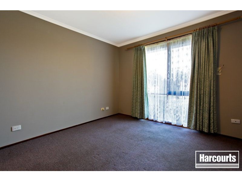 95 Racecourse Road, Pakenham VIC 3810