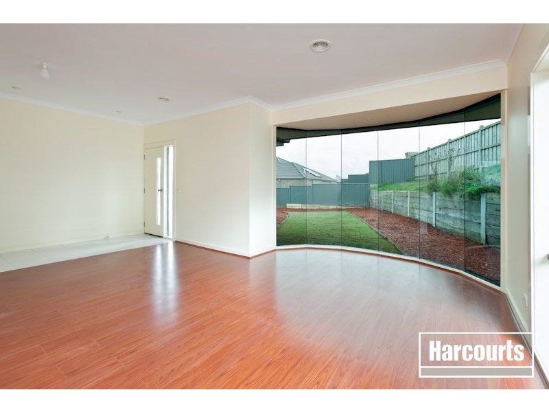 Lot 323 Griffith Mews, Pakenham VIC 3810