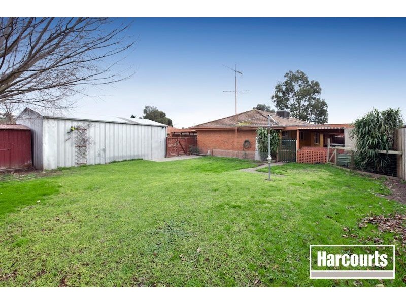 39 Kingston Avenue, Pakenham VIC 3810