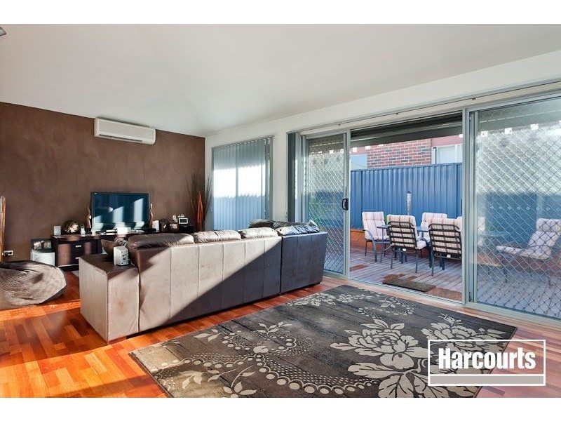 48 The Parkway, Pakenham VIC 3810