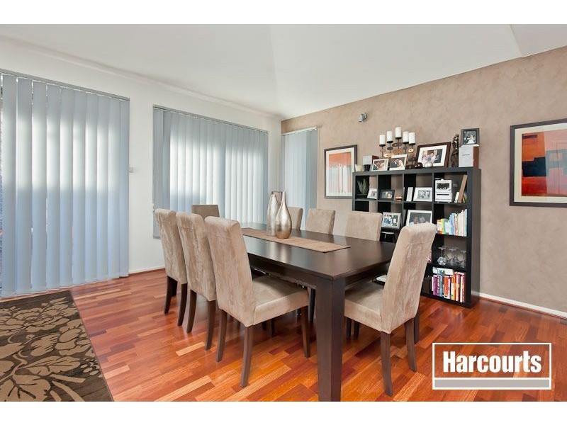 48 The Parkway, Pakenham VIC 3810