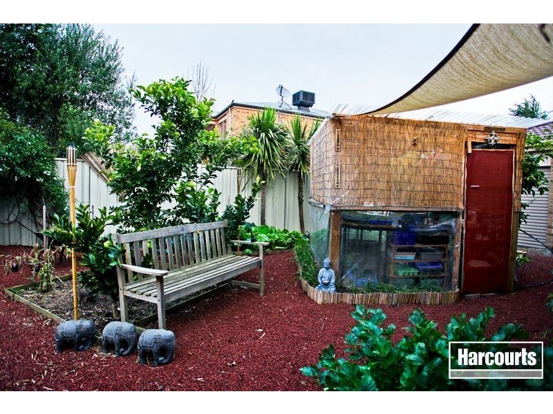 16 Hopkins Pass, Pakenham VIC 3810