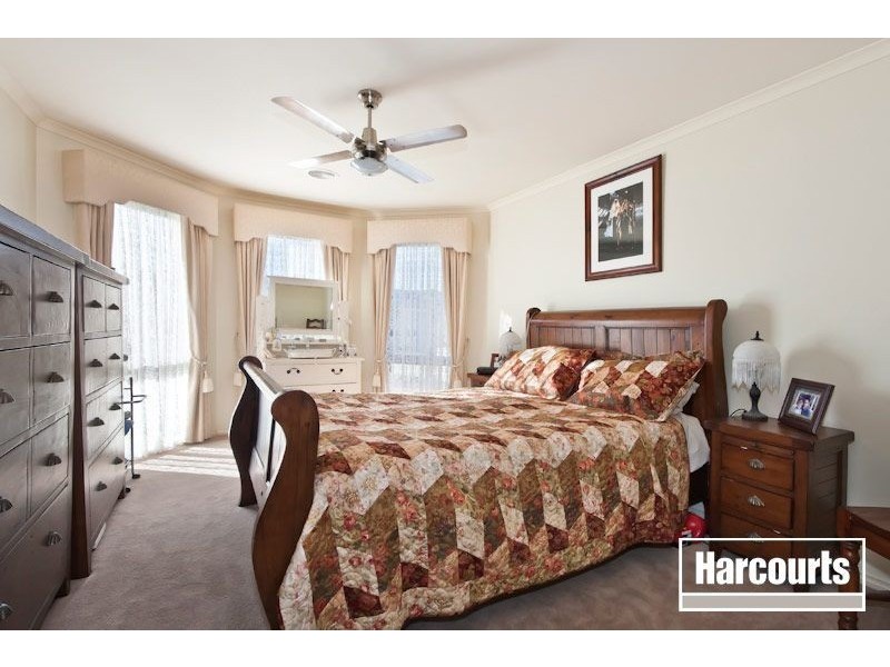 6 Shearers Court, Pakenham VIC 3810