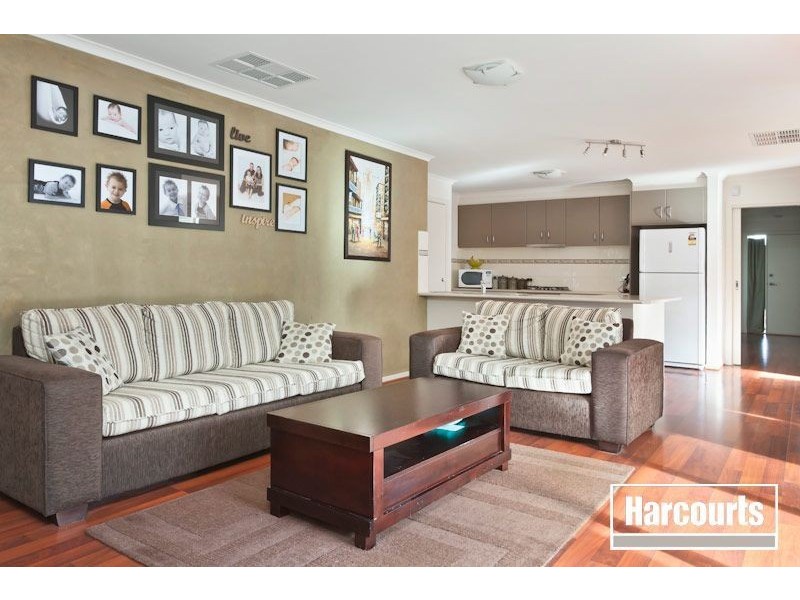 21 Lucerne Circuit, Pakenham VIC 3810