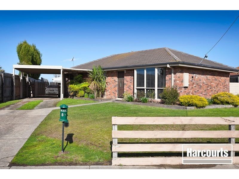 33 Cameron Way, Pakenham VIC 3810