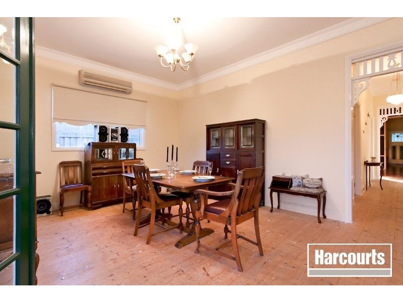 15 Henty Street, Pakenham VIC 3810