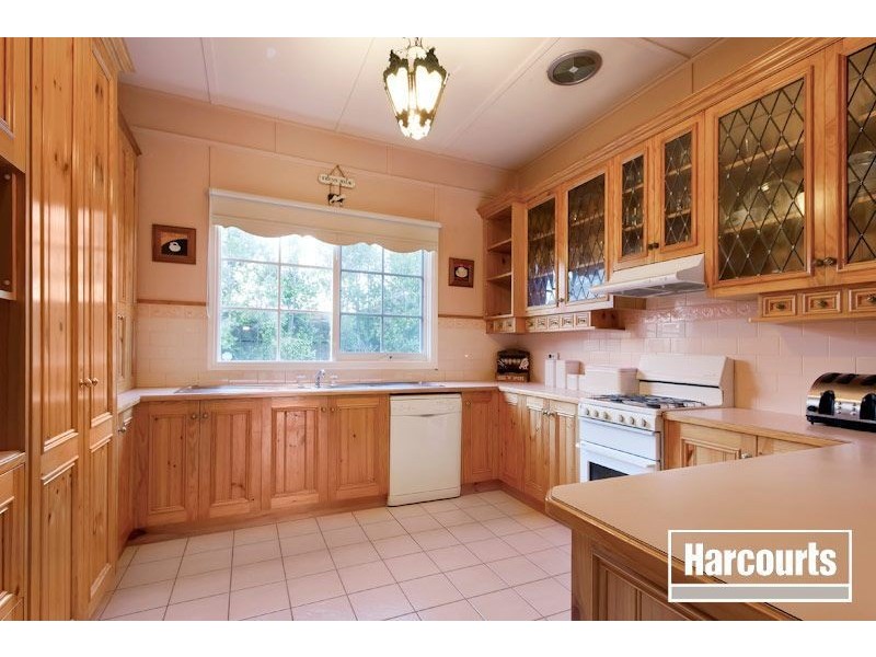 15 Henty Street, Pakenham VIC 3810