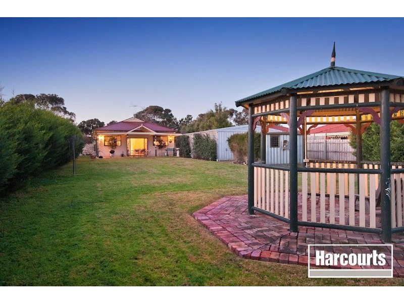 15 Henty Street, Pakenham VIC 3810