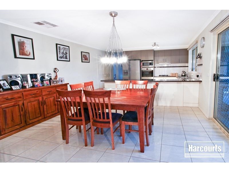 26 Camelia Way, Pakenham VIC 3810