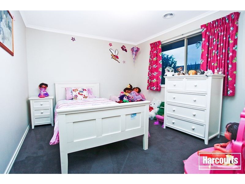 26 Camelia Way, Pakenham VIC 3810