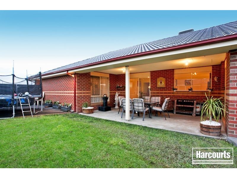 26 Camelia Way, Pakenham VIC 3810