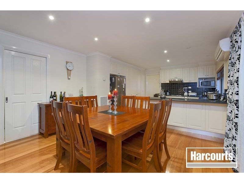 7 Wisteria Court, Pakenham VIC 3810