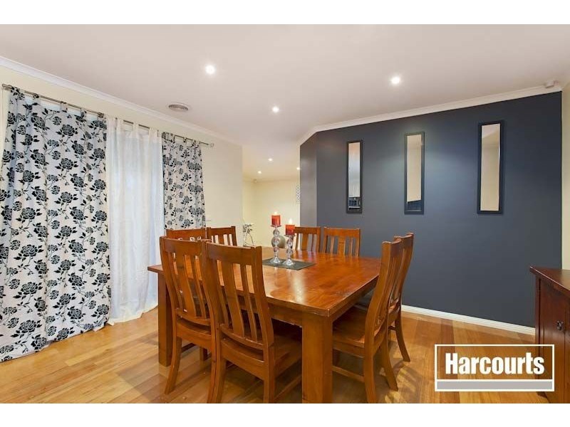 7 Wisteria Court, Pakenham VIC 3810