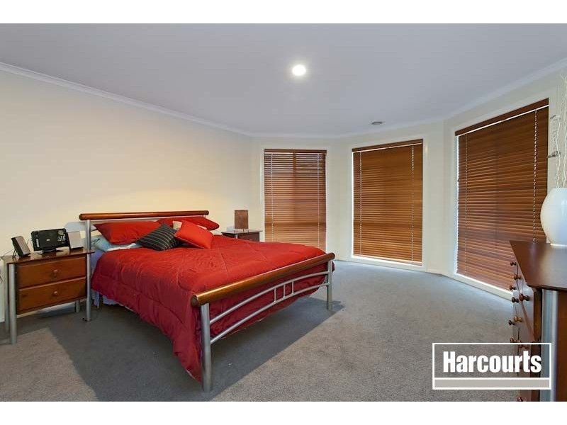 7 Wisteria Court, Pakenham VIC 3810