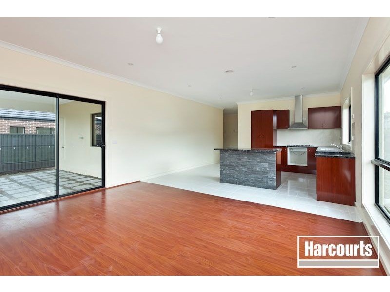 LOT 323 Griffith Mews, Pakenham VIC 3810