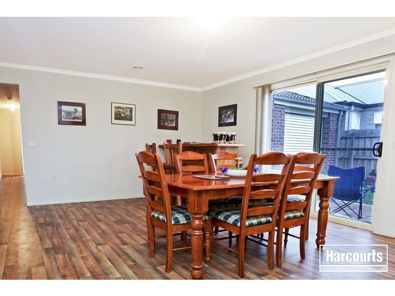 49 Sandalwood Drive, Pakenham VIC 3810