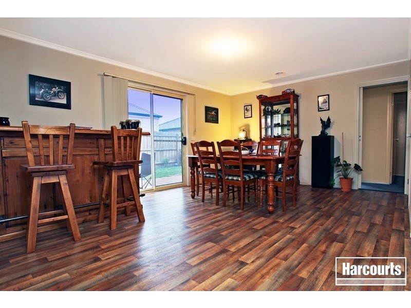 49 Sandalwood Drive, Pakenham VIC 3810