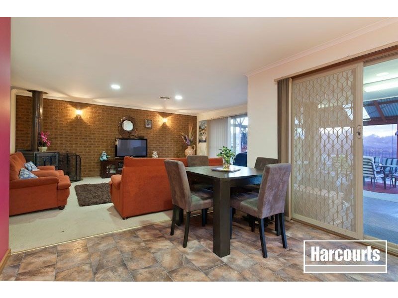 36 Thwaites Road, Pakenham VIC 3810