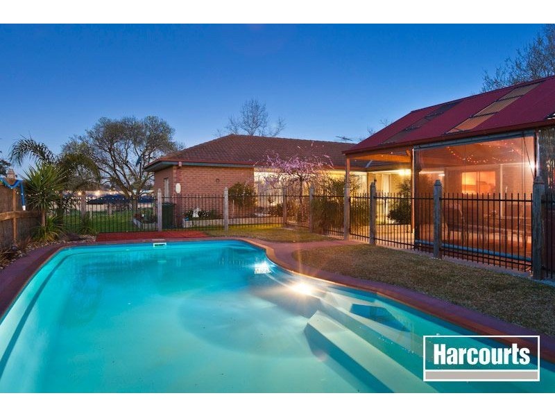 36 Thwaites Road, Pakenham VIC 3810