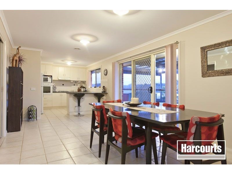 20 Luca Place, Pakenham VIC 3810