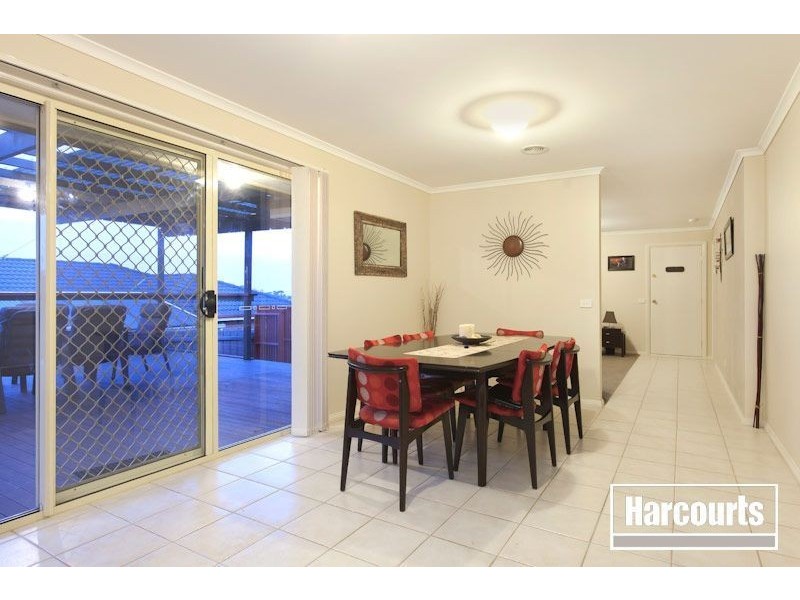 20 Luca Place, Pakenham VIC 3810