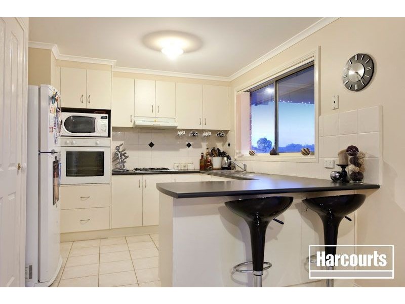 20 Luca Place, Pakenham VIC 3810