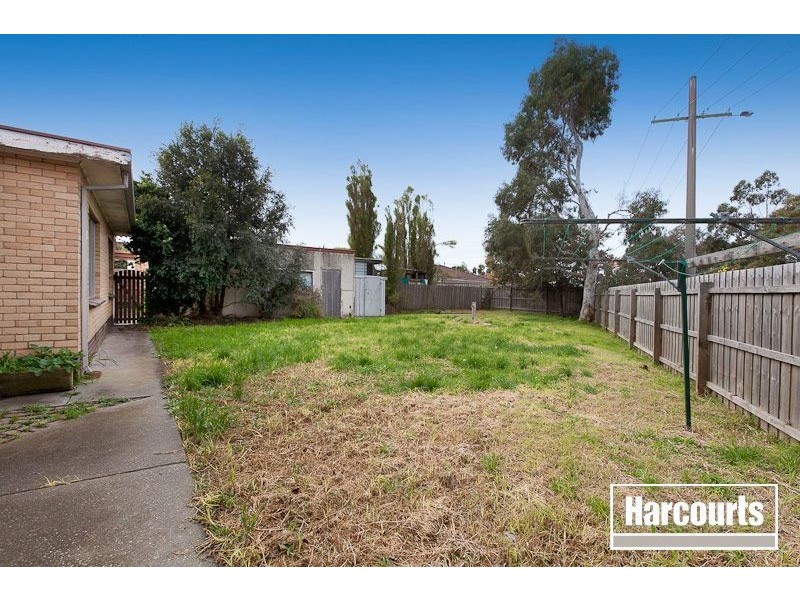 30 Rogers Street, Pakenham VIC 3810
