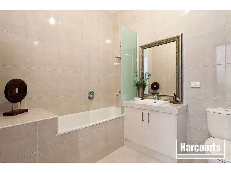 45 Highland Drive, Pakenham VIC 3810