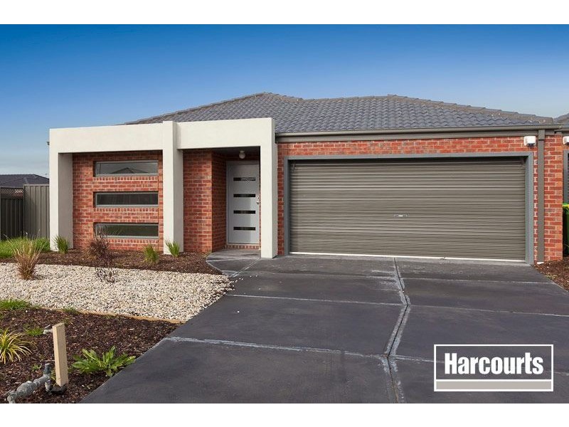 25 Elderberry Way, Pakenham VIC 3810