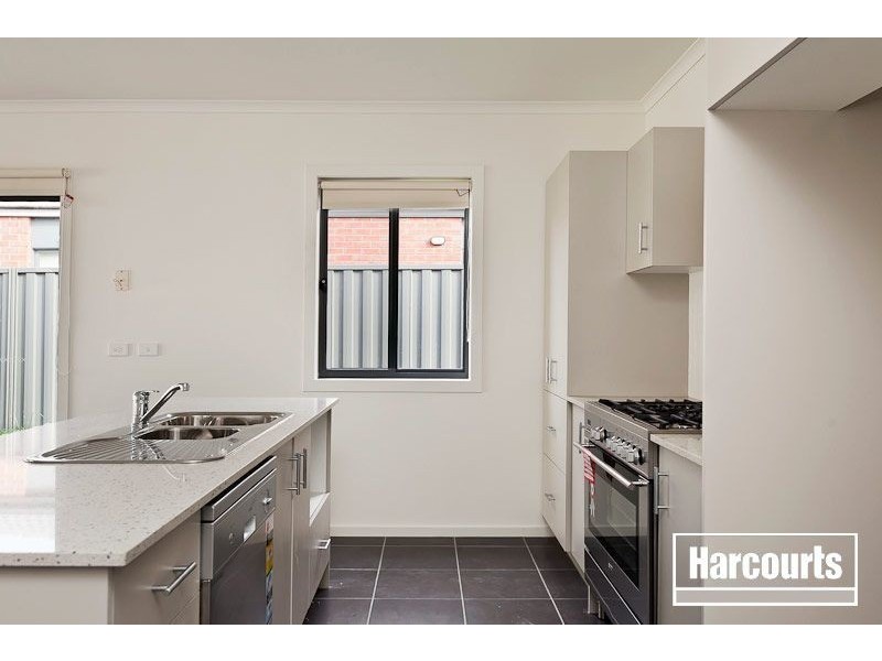 25 Elderberry Way, Pakenham VIC 3810