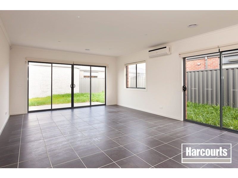 25 Elderberry Way, Pakenham VIC 3810