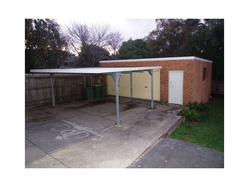 15 Thwaites Road, Pakenham VIC 3810