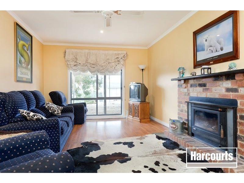 135 Olsen Road, Nar Nar Goon North VIC 3812