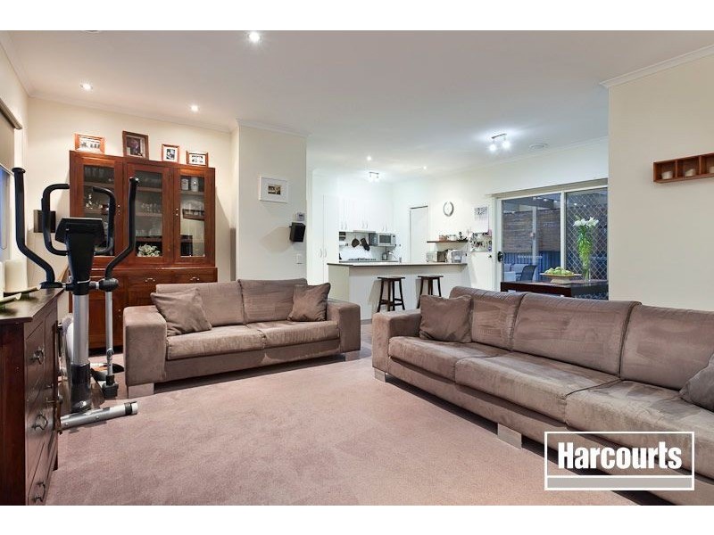 28 Blackwood Drive, Pakenham VIC 3810