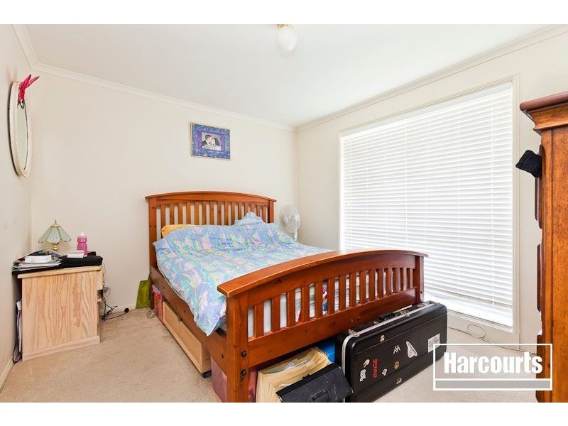 2 Meaby Drive, Pakenham VIC 3810