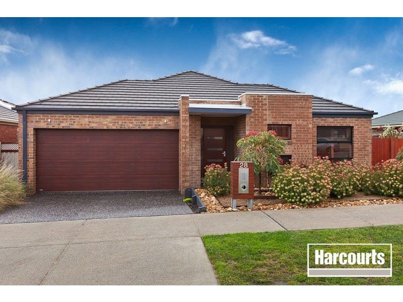 28 Tyrone Avenue, Pakenham VIC 3810