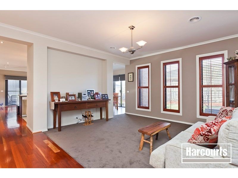 28 Tyrone Avenue, Pakenham VIC 3810