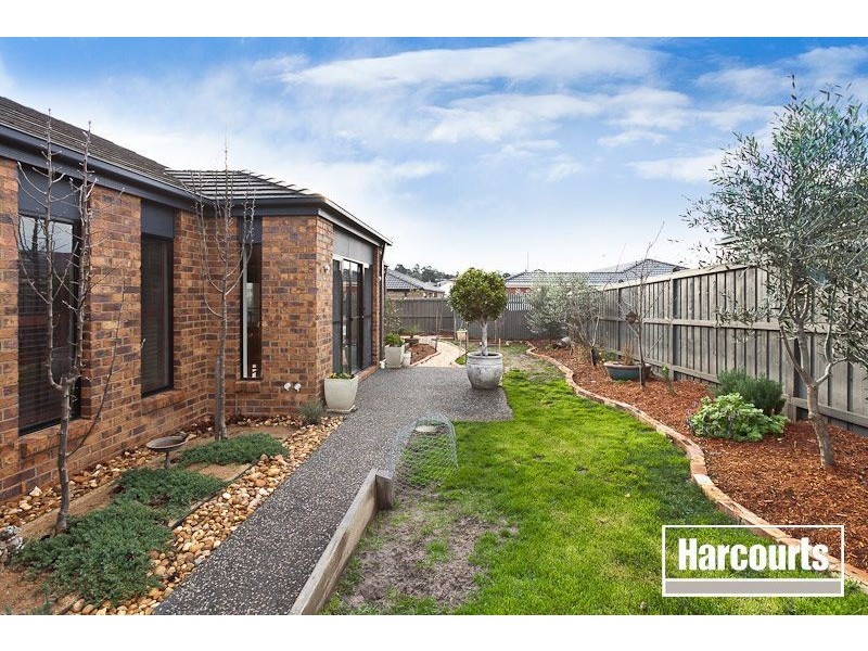 28 Tyrone Avenue, Pakenham VIC 3810