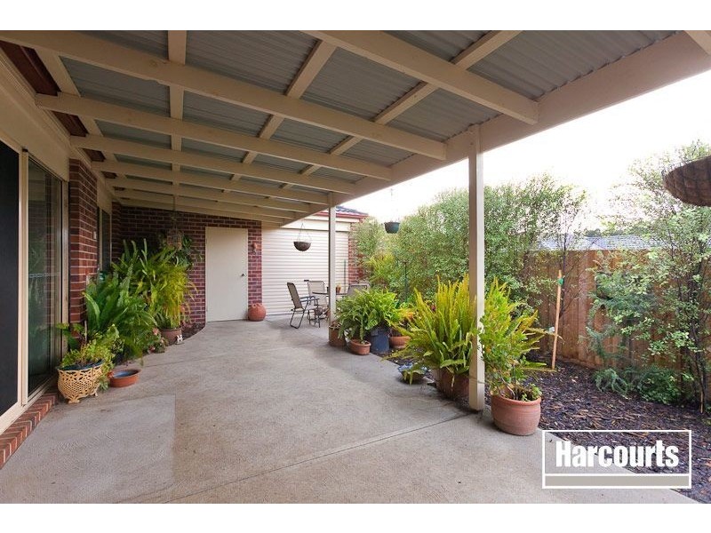 8 Torre Road, Pakenham VIC 3810