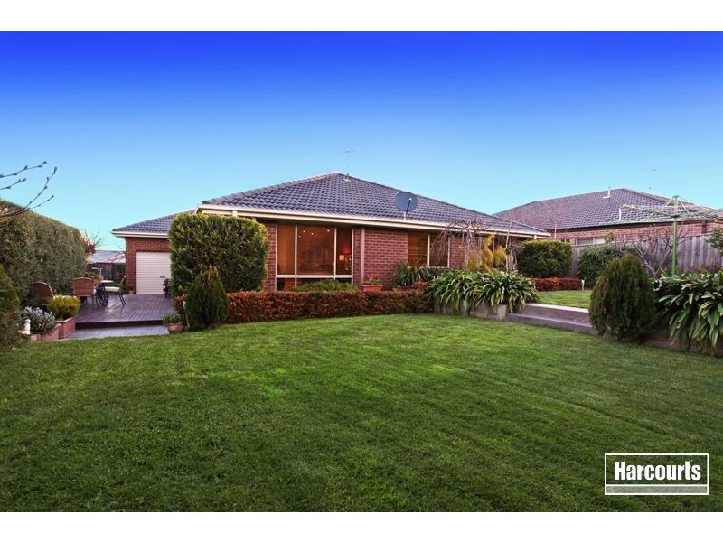 4 Banks Road, Pakenham VIC 3810