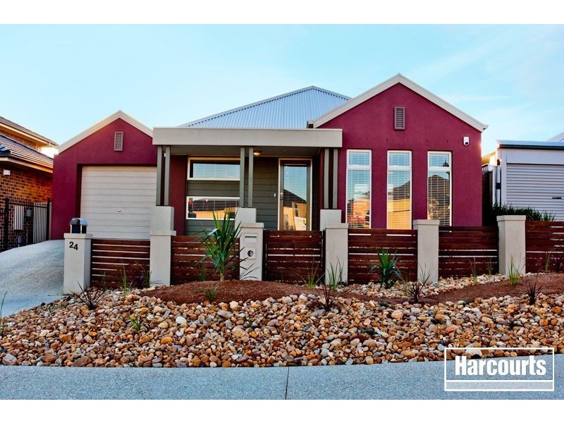 24 Eventide Rise, Pakenham VIC 3810